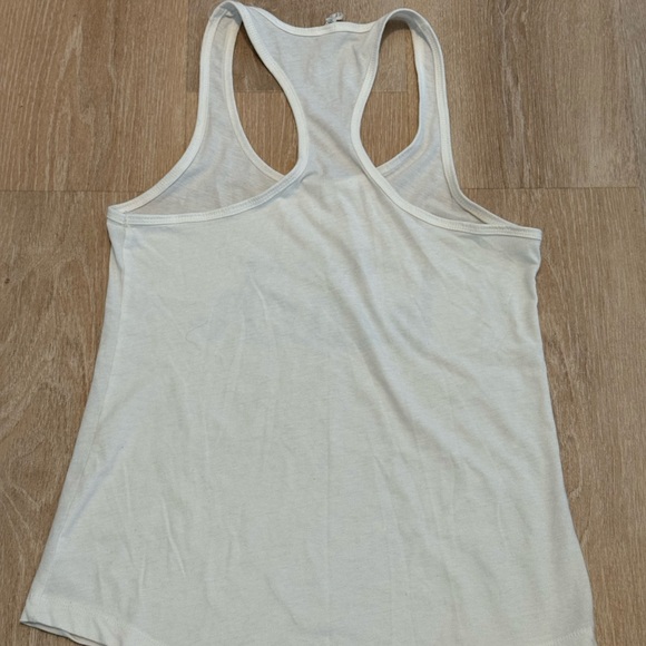 Adorable Beach Tank Top with Blue Print - Picture 3 of 3
